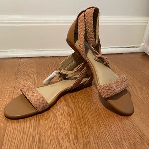 NEW NEVER WORN | Tan Suede & Leather Sandals